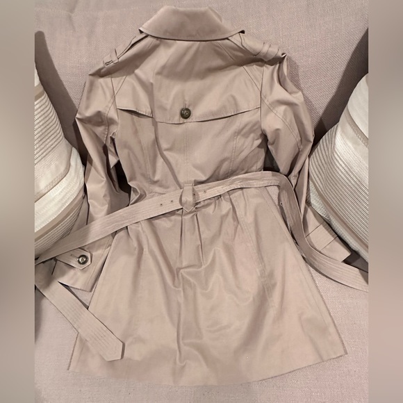 Express - Picture 4 of 10